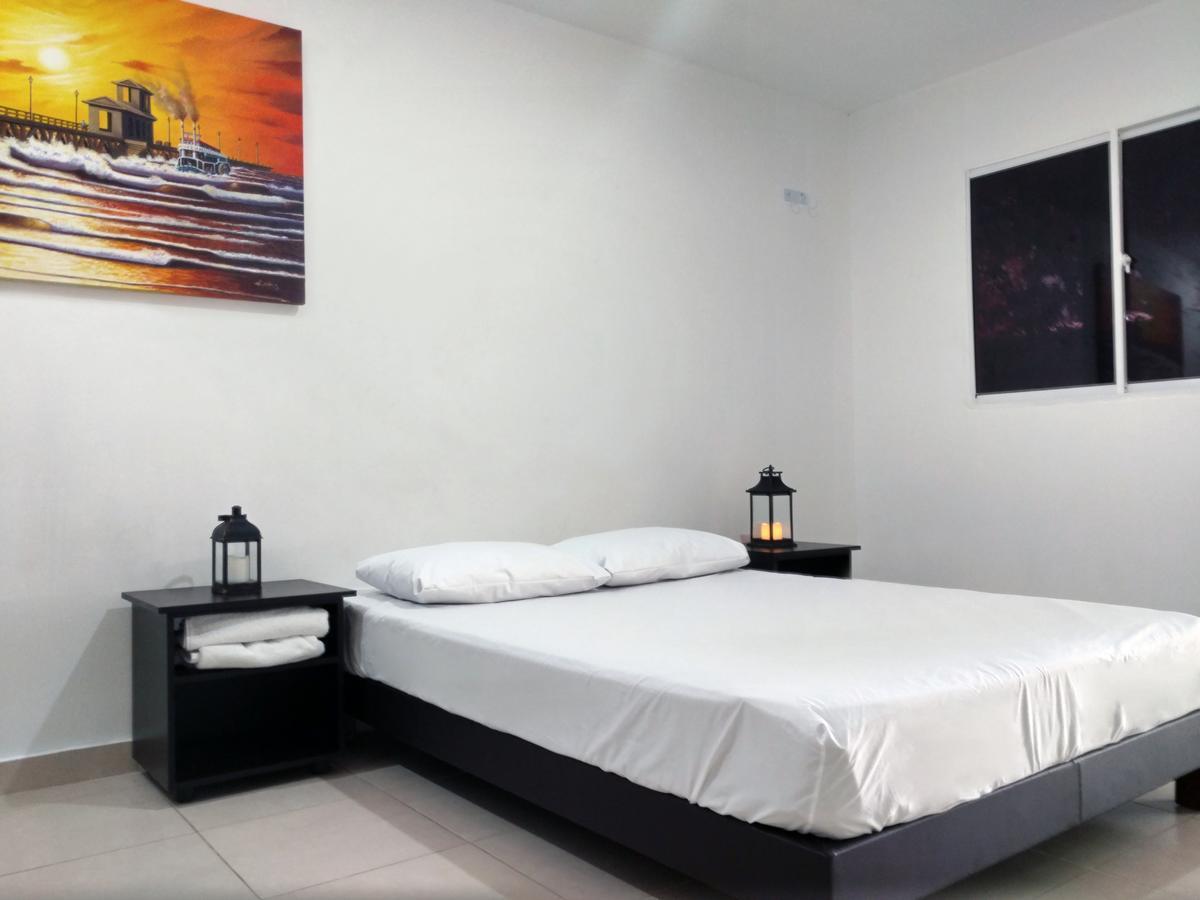 Hotel El Emigrante 哥伦比亚港 外观 照片