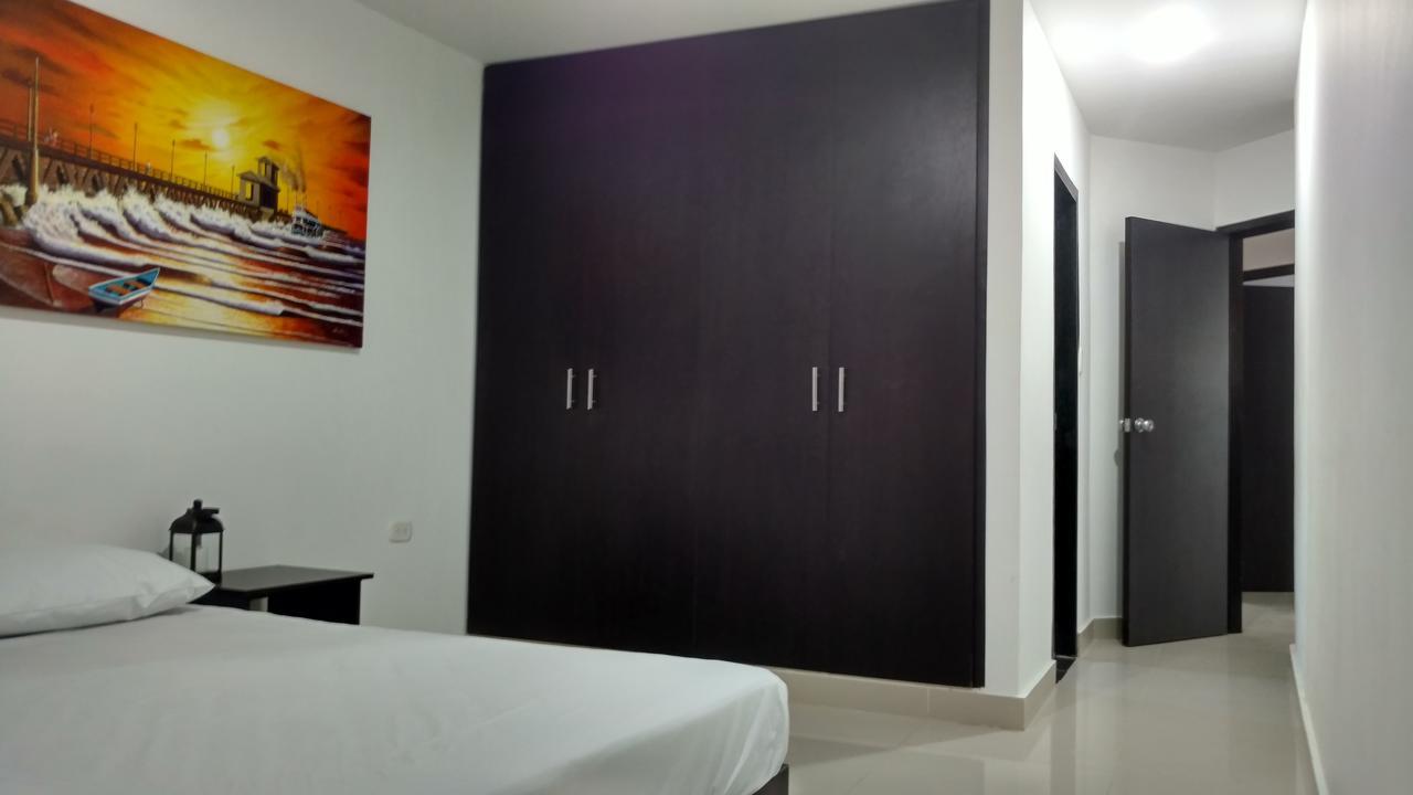 Hotel El Emigrante 哥伦比亚港 外观 照片